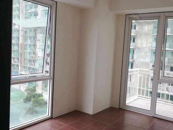 61.00 sqm 2-bedroom with balcony in Pasig Metro Manila
