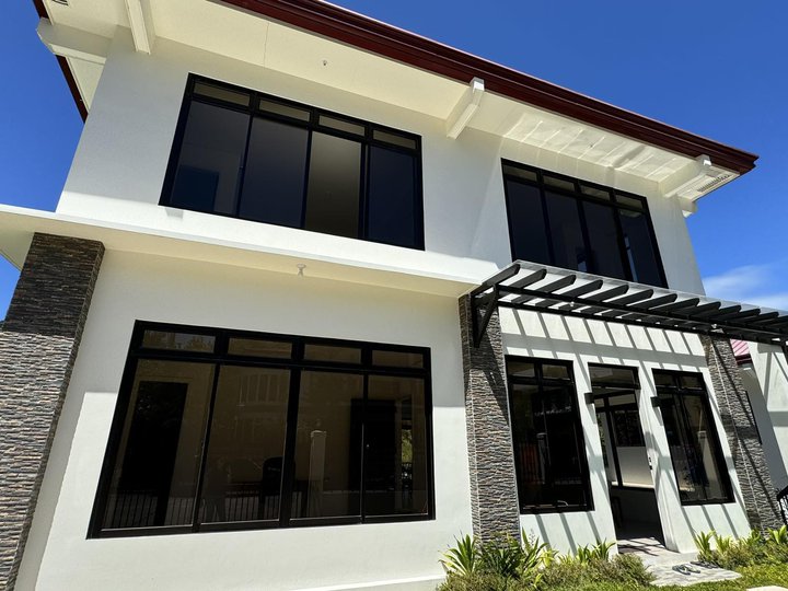5 BEDROOM BRAND NEW HOUSE AND LOT FOR SALE IN SUN VALLEY ANTIPOLO