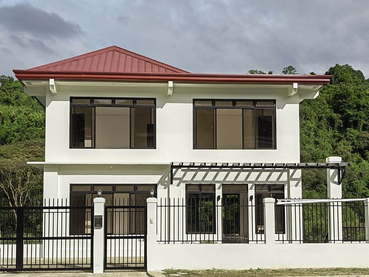 Furnished 5-bedroom Single Detached House For Sale in Antipolo Rizal