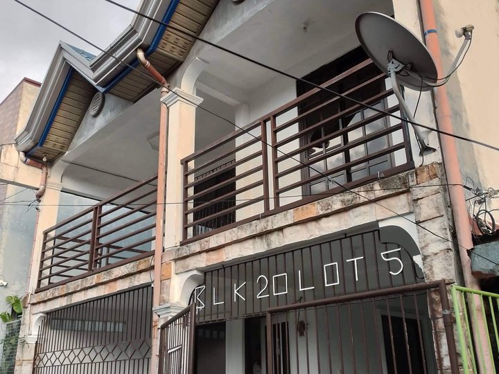 Near SM LIPA,  3 BEDROOMS HOUSE AND LOT FOR SALE WITH KITCHEN CABINET
