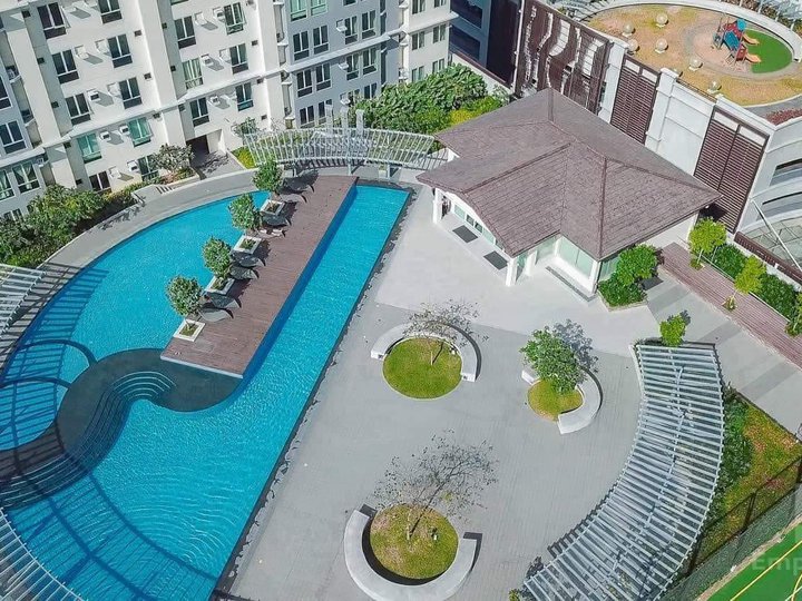 For Sale 2 bedroom Condo along Chino Roces Avenue in Makati City for Sale near MRT use