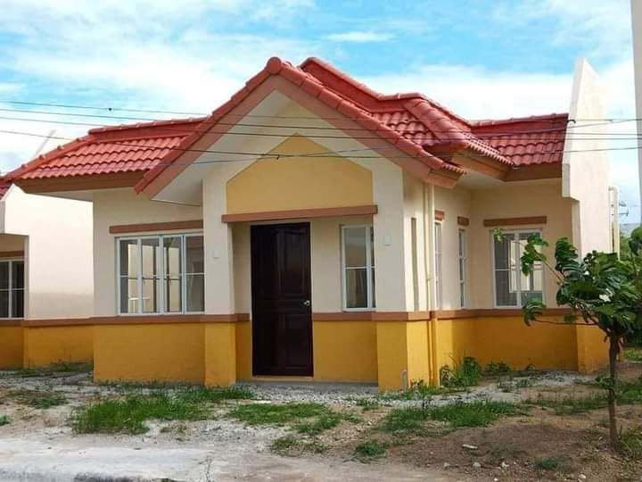 Bungalow with Roofdeck Ready for Occupancy!!Naka Slab na