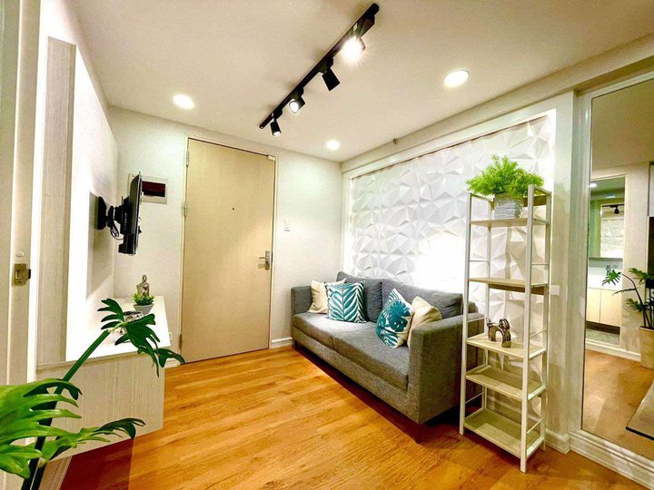Urban Deca Homes 2BR Condo For Sale in Ortigas Pasig LIPAT AGAD