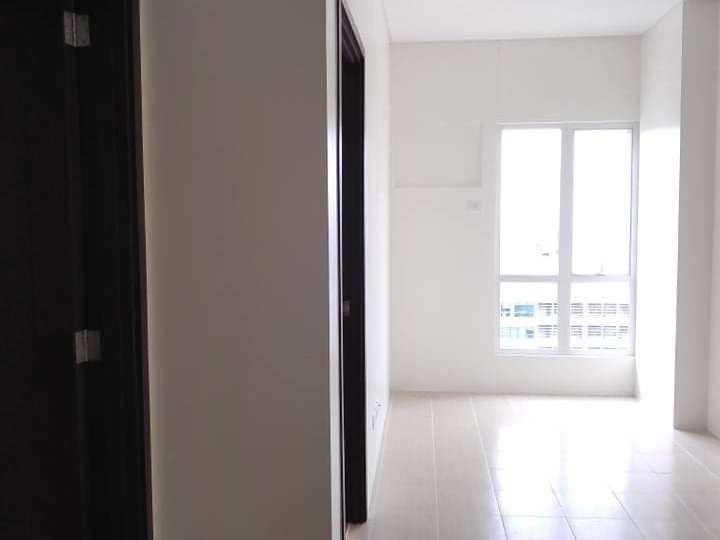 32sqm 2-bedroom Condo for sale in Pioneer Mandaluyong