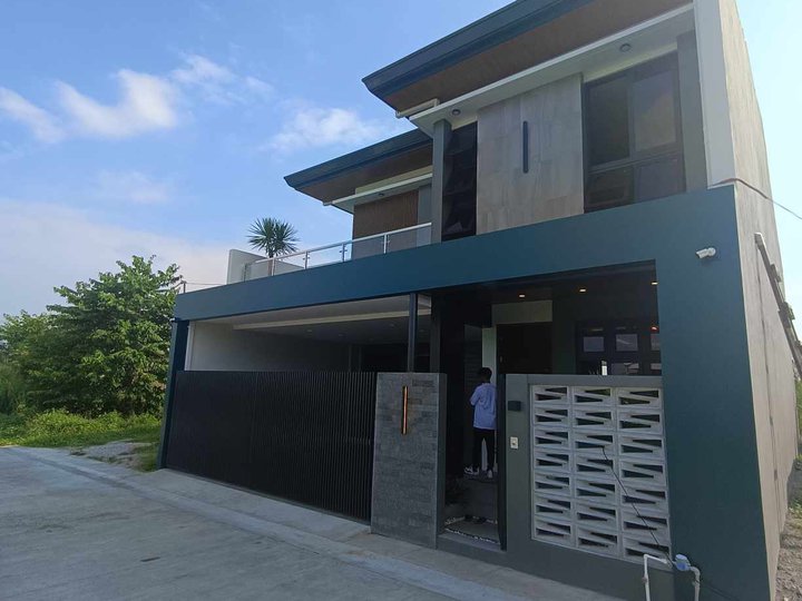 Ready For Occupancy 4-bedroom Single Detached House For Sale in Angeles Pampanga