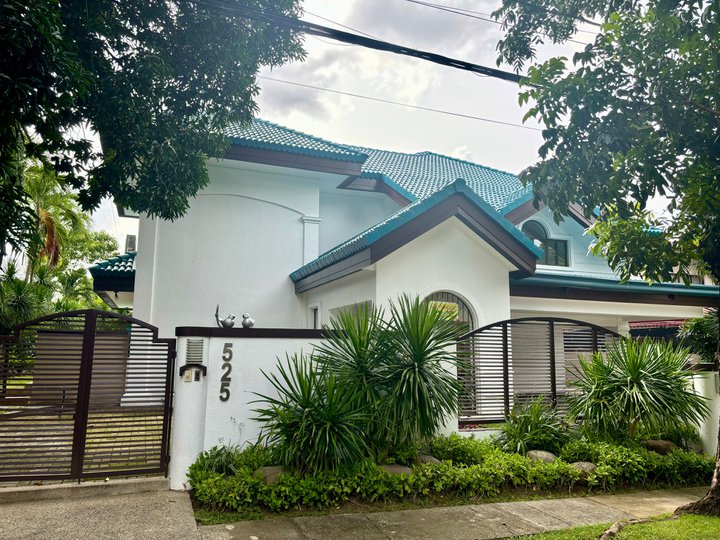 4-bedroom Single Detached House For Lease in Ayala Alabang Village