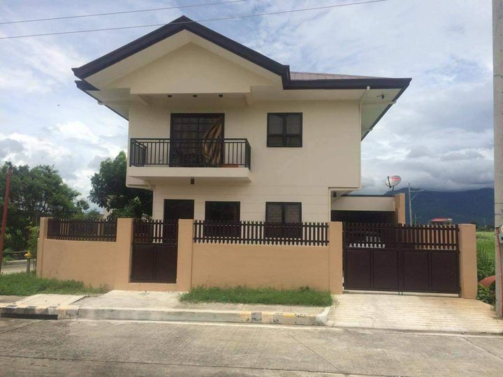 2Storey Single Attached with basement, Exclusive Subdivision