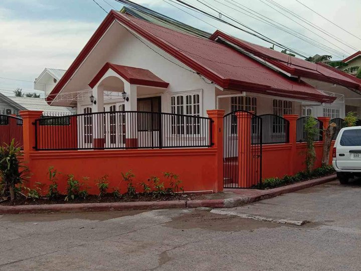 3-bedrooms Bungalow House & Lot for Sale in Ward 2, Minglanilla, Cebu