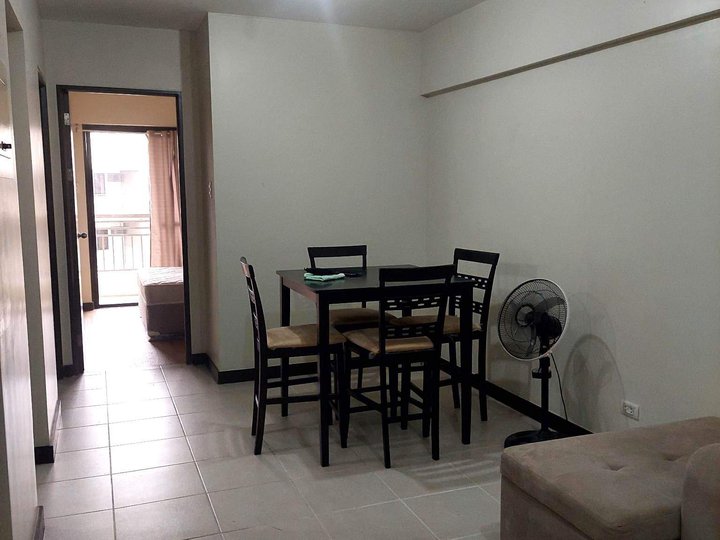 2br condo for rent in sucat Asteria residences near Patts