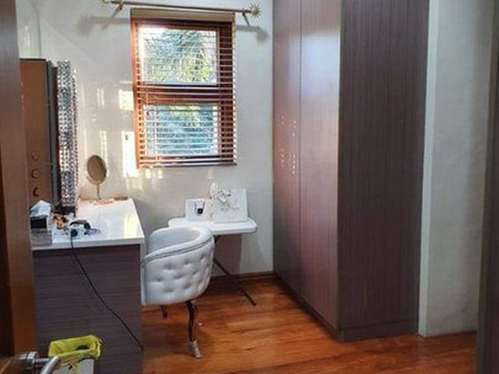 For Sale By Owner Spacious Single Detached House and Lot in Paranaque