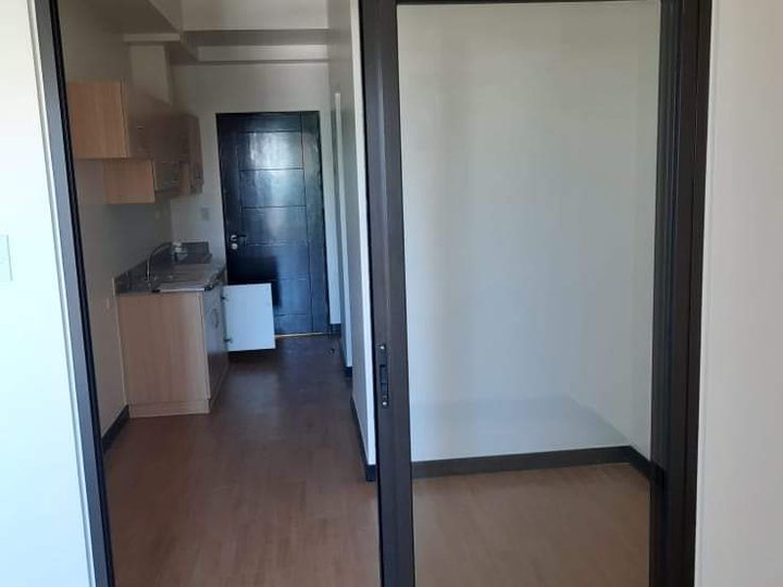 Available for long term lease ( Php15000.00 ) / Calathea Place Sucat