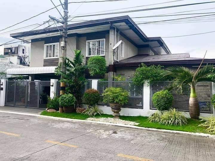 Well Maintained House For Sale in a Secured Vill in BF Homes Parañaque