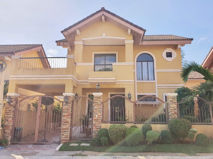 Rush 4BR Fully furnished House and Lot front Nuvali near Tagaytay