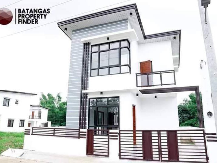 Best 3 Bedrooms Modern House and Lot in Batangas