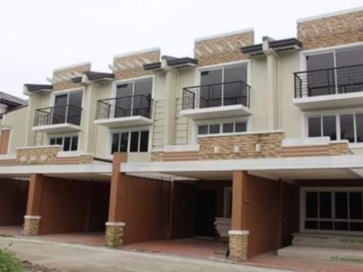 RCD BF Homes Townhomes Paranaque