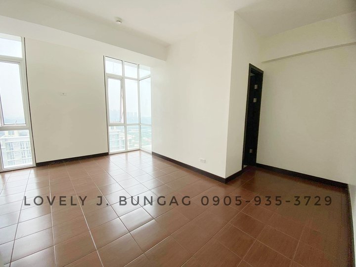 Luxurious Condo in Makati 30k MONTHLY you can OWN A CONDO UNIT! [Condo
