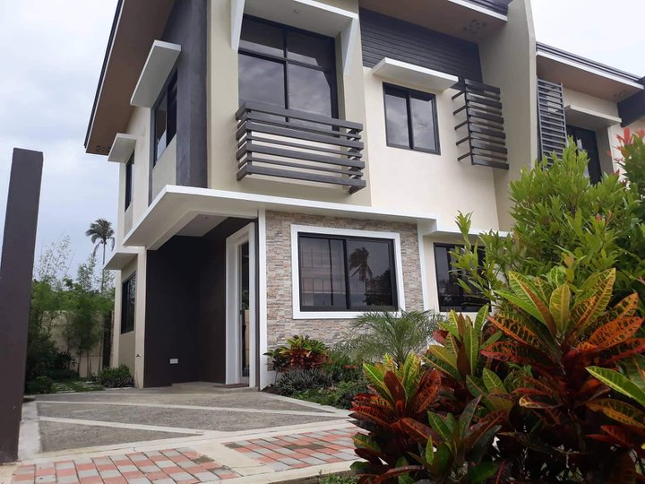 Single Attached House and Lot w/ Eco Tourism Park and 23 mins Tagaytay