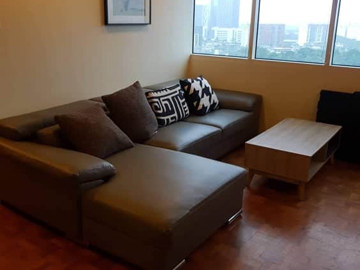 For Rent / The Fifth Avenue Place BGC Taguig City / 2BR furnished