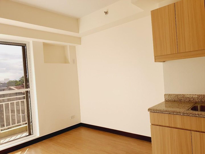 Spacious 30.00 sqm 1-bedroom Condo For Sale in Pasig by DMCI HOMES
