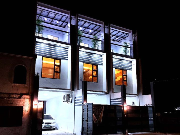 Cubao 4BR House and lot Townhouse near JP Rizal Street Quezon City [House and Lot 🏘️] (November
