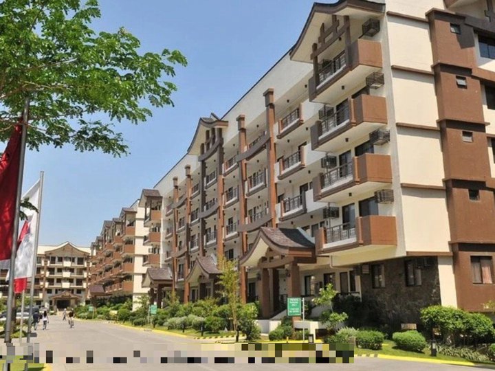 PRE-OWNED 47 SQM 2 BEDROOM W/ PARKING CONDO FOR SALE IN ROSEWOOD POINTE TAGUIG