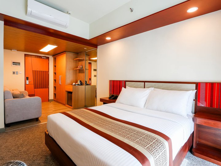 SOTOGRANDE  Baguio Condotel FOR SALE 5.3M NET