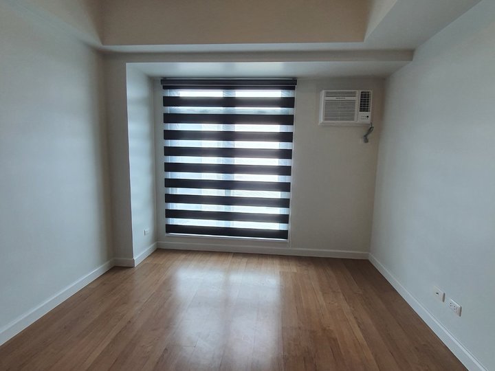 1 Bedroom Residential Condo in Solstice by Alveo below market value For Sale in Circuit Lane Makati