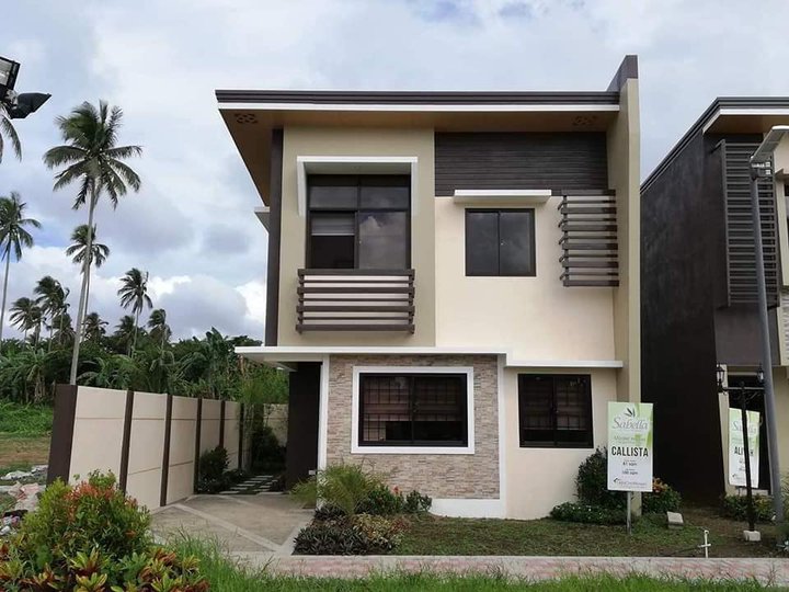 Affordable Townhouse in Accessible  SINGLE ATTACHED  SABELLA HOMES