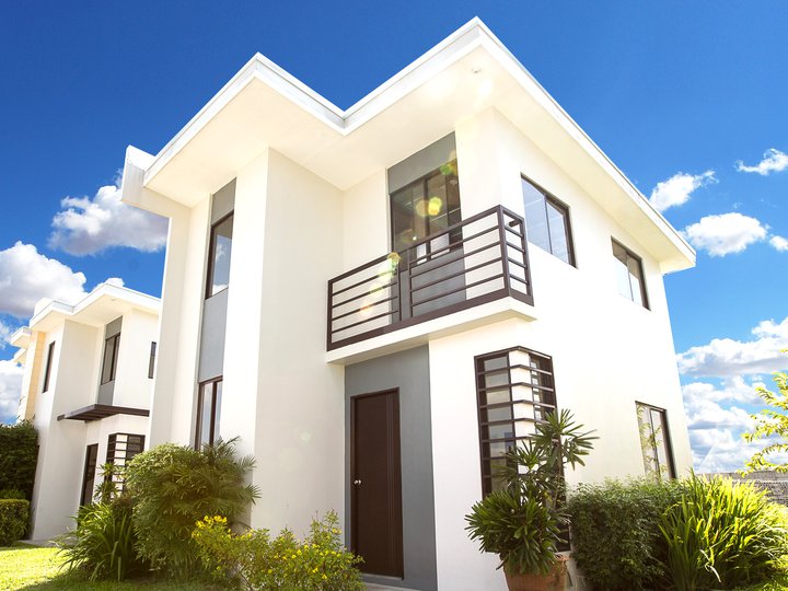 1-bedroom Duplex / Twin House For Sale in San Fernando Pampanga