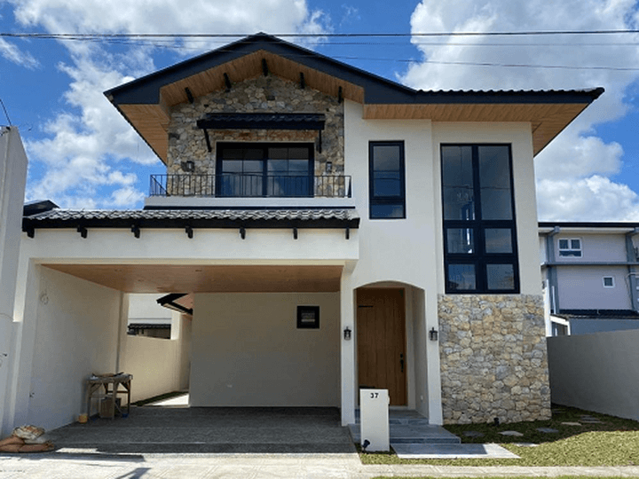FOR SALE: Brand New 3BR Home - Verdana Homes Mamplasan Laguna (Beside