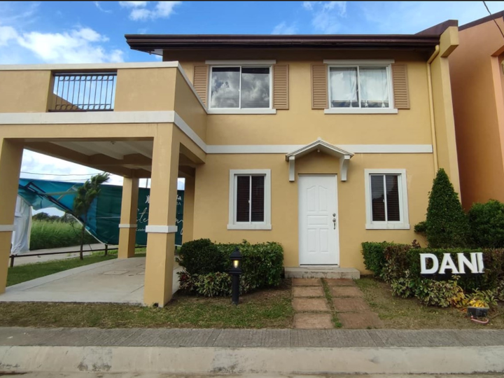 4 Bedroom home in Bacoor City (Camella Carson) (NRFO)