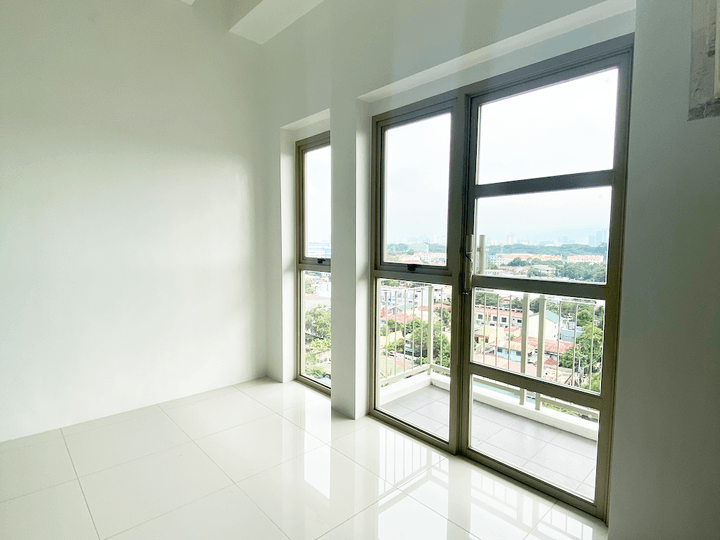 Studio Condo Furnished For Rent in Prosperity Heights Quezon City / QC