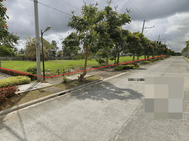 Rush Commercial Lot starts @ 652 sqm. 60k/sqm in Sta Rosa Laguna near Nuvali, Makati, Tagaytay