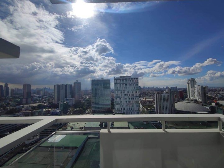 PENTHOUSE BI LEVEL - 25K MONTHLY RFO Condo in Pasig