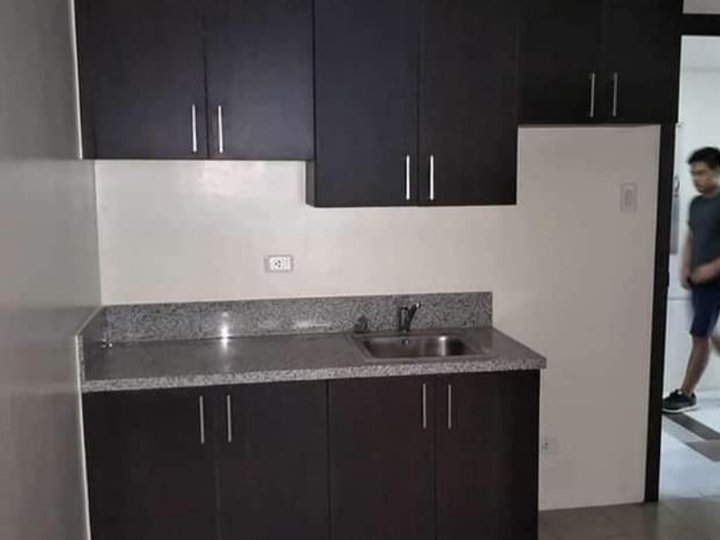 Rent to own 2br condo along Edsa Boni avenue near Makati