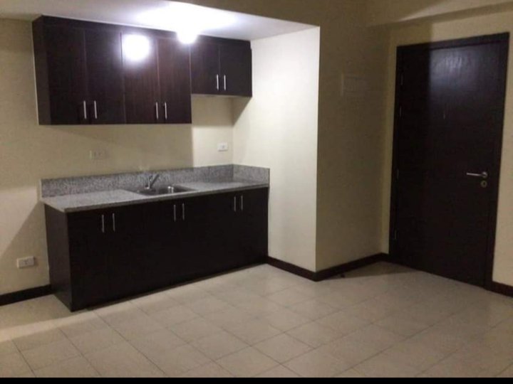 Rent to own 2br condo along Chino roces Makati