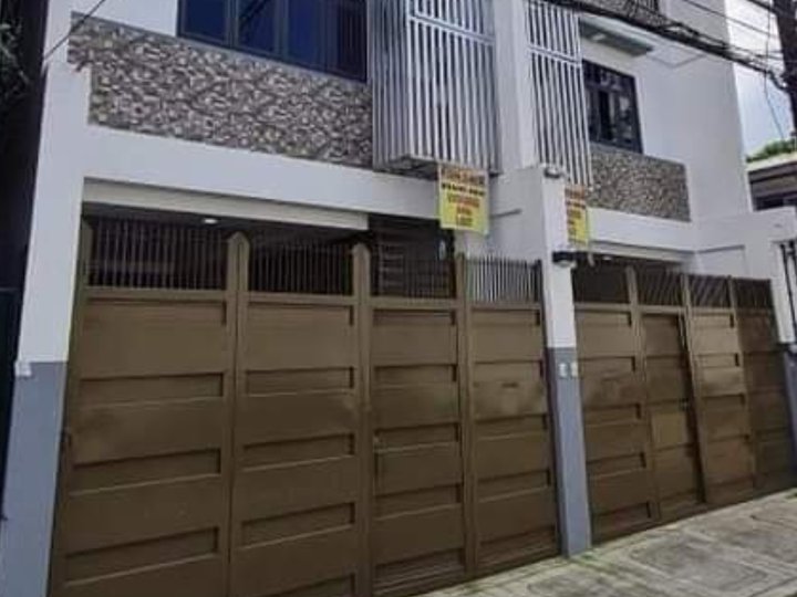 5 Bedrooms Town House in Scout Quezon City