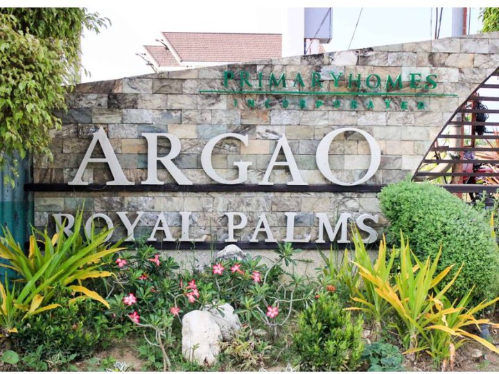 3-Bedrooms Single Detached Beachfront in Argao Royal Palm