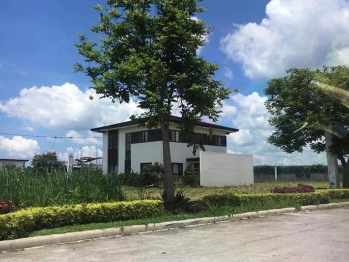 25k Monthly Promo for 516sqm Main Road Lot in Sta. Rosa Laguna