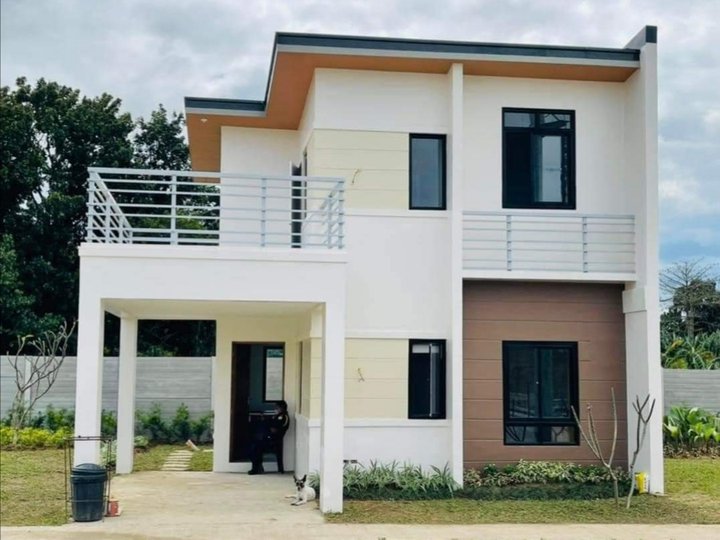 2-STOREY  SINGLE HOUSE and LOT 110 sqm.  29k monthly in 24 months.