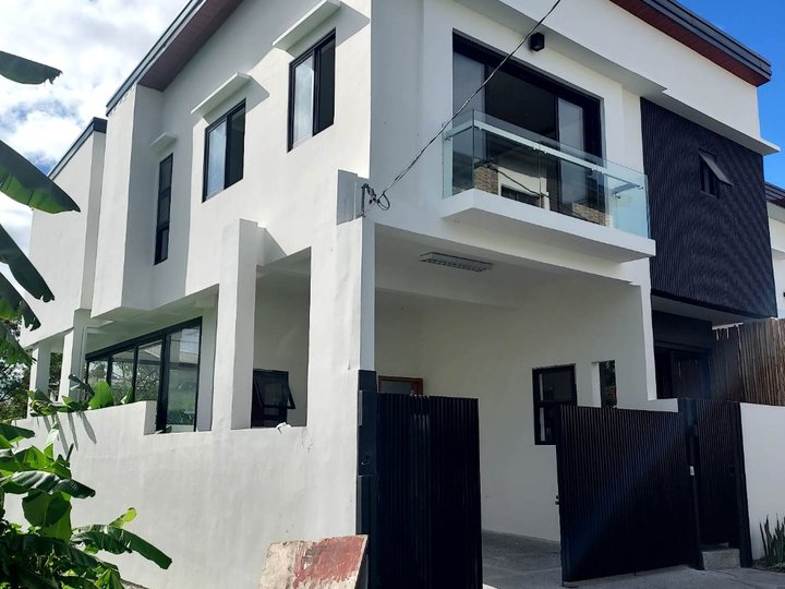 For sale brand new house & lot in Greenwoods Executive Village