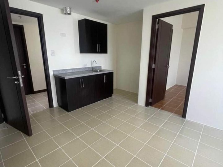 Ready For Occupancy Discounted 30.26 sqm 1-bedroom Residential Condo Rent-to-own in Mandaluyong