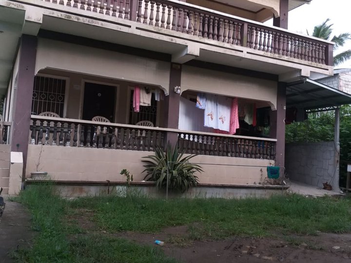 4 bedrooms house and lot for sale in tagaytya.clean title,updated tax.