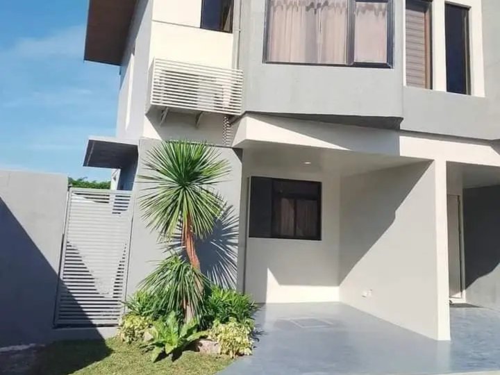 3-bedroom Duplex / Twin House For Sale in Binangonan Rizal