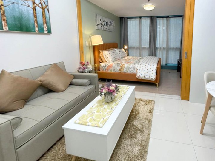 BGC Taguig at One Uptown Residence 1-bedroom Condo For Sale!