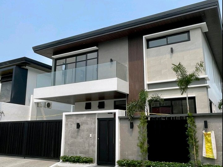Brandnew 5-bedroom Single Detached House For Sale in Paranaque Metro Manila