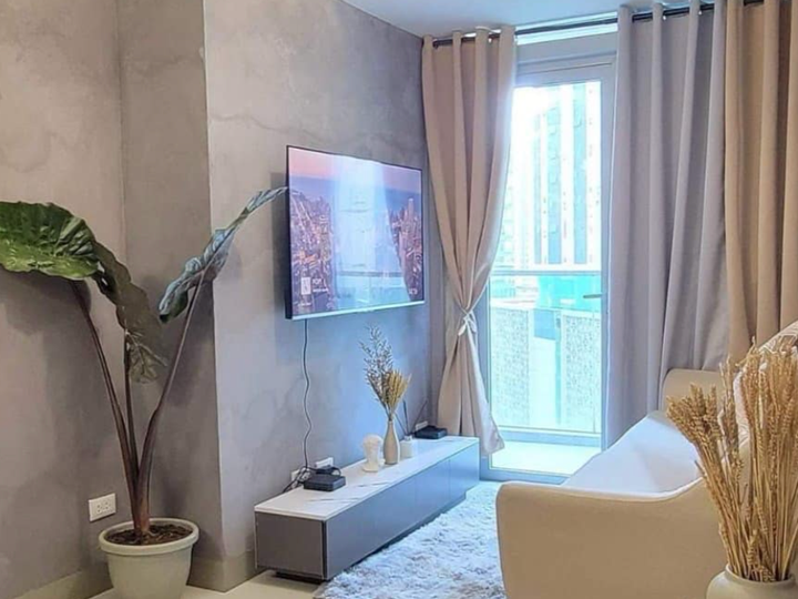 1-Bedroom Condo Unit for Sale in Uptown Parksuites 2, BGC Taguig