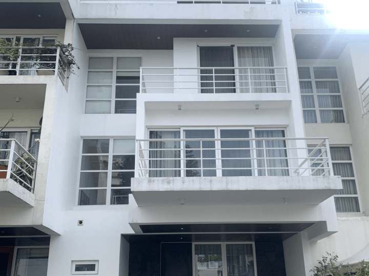 4 Bedroom White Modern Townhouse for Sale in Mahogany Place