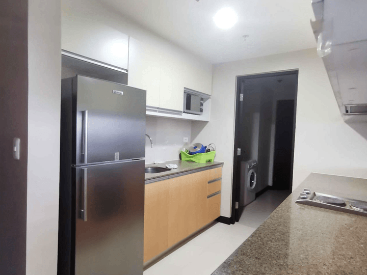 For Sale by Owner , 1-Bedroom Condo For Sale in Salcedo Skysuites, Salcedo Village, Makati City