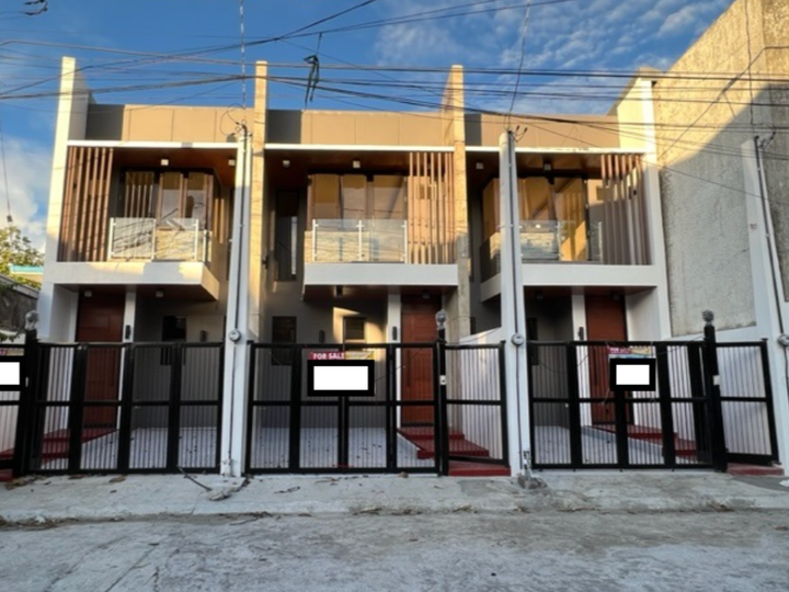 4 Bedroom Townhouse for Sale in BF Resort Village Las Pinas